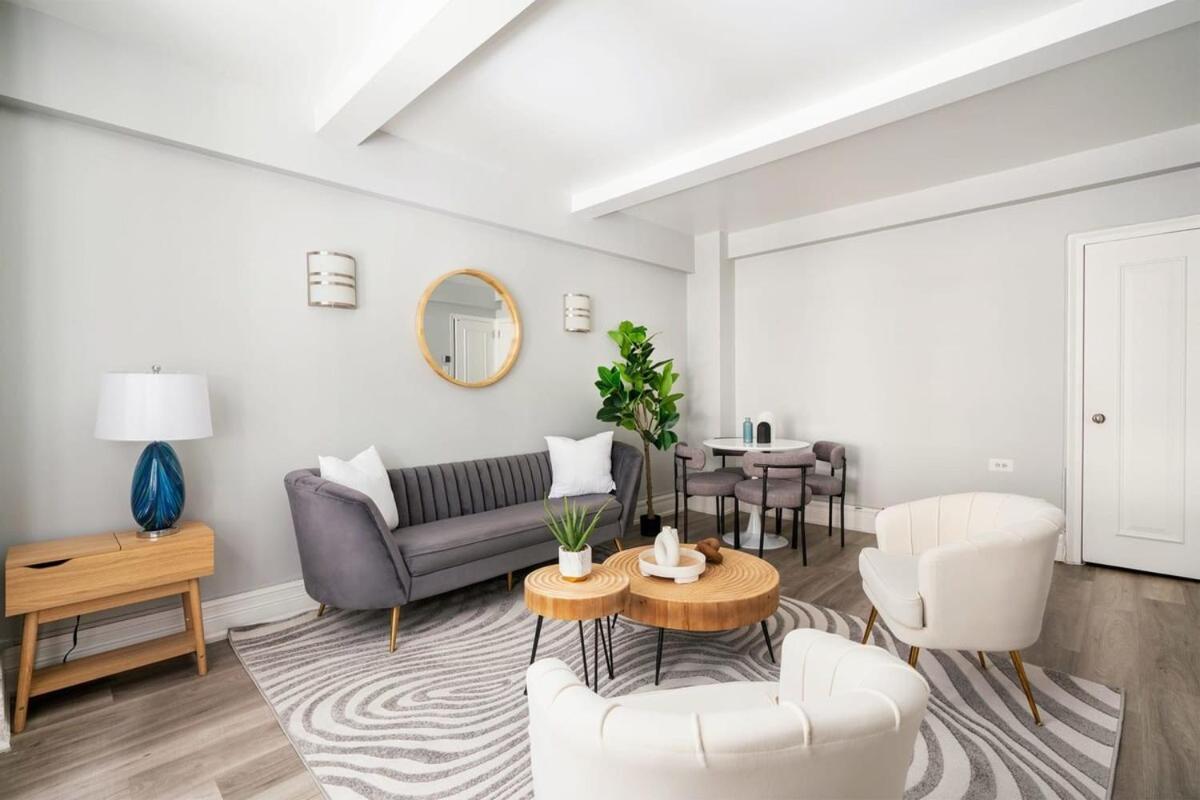 73-201 New 1br1bth Uws Doorman Gym New York